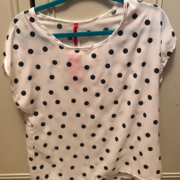 Polka Dot blouse - Picture 1 of 3